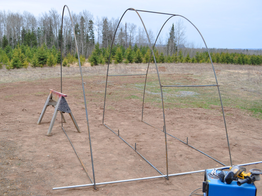 Modular Rebar GreenHouse - conduit frame